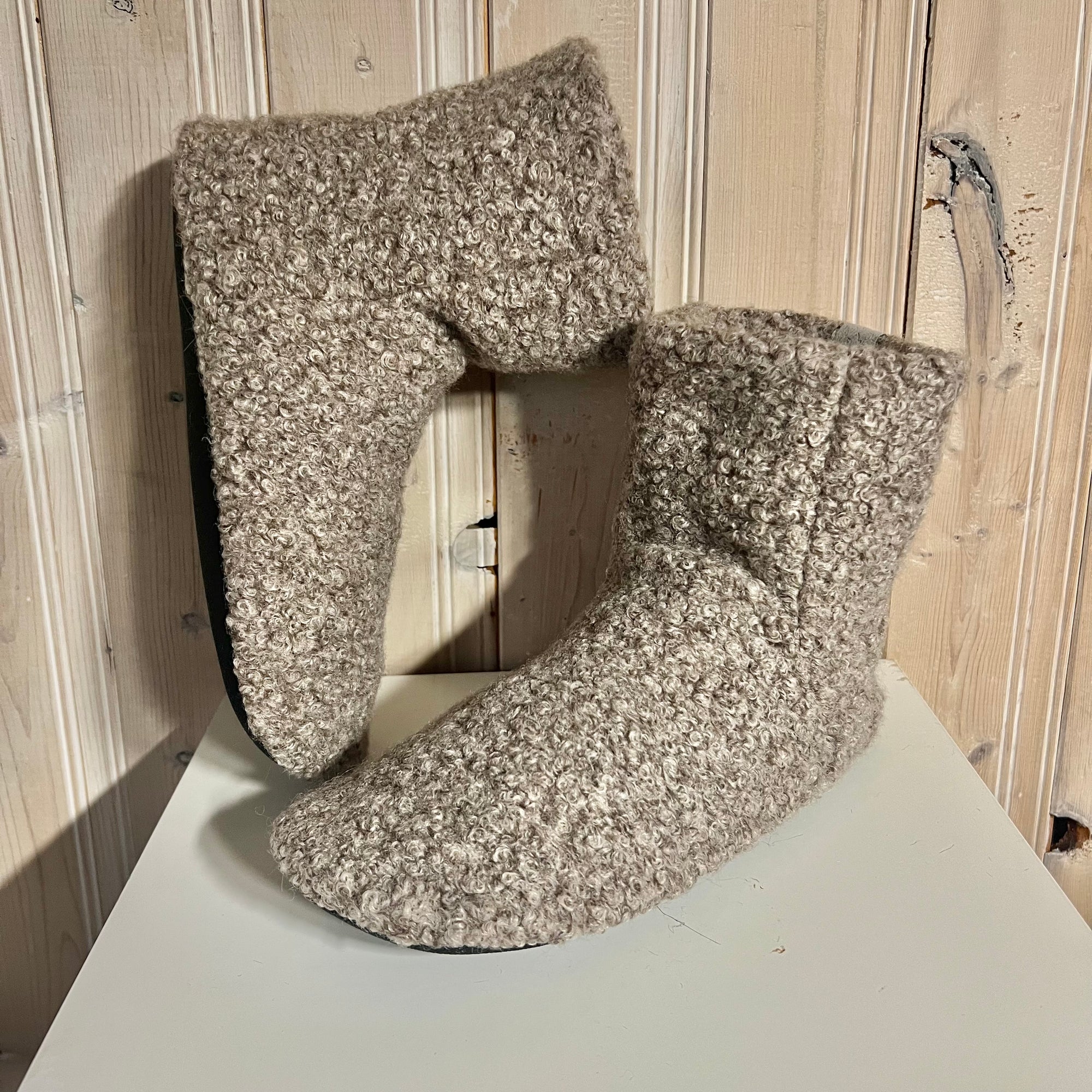 JadyLadys wooly taupe boot