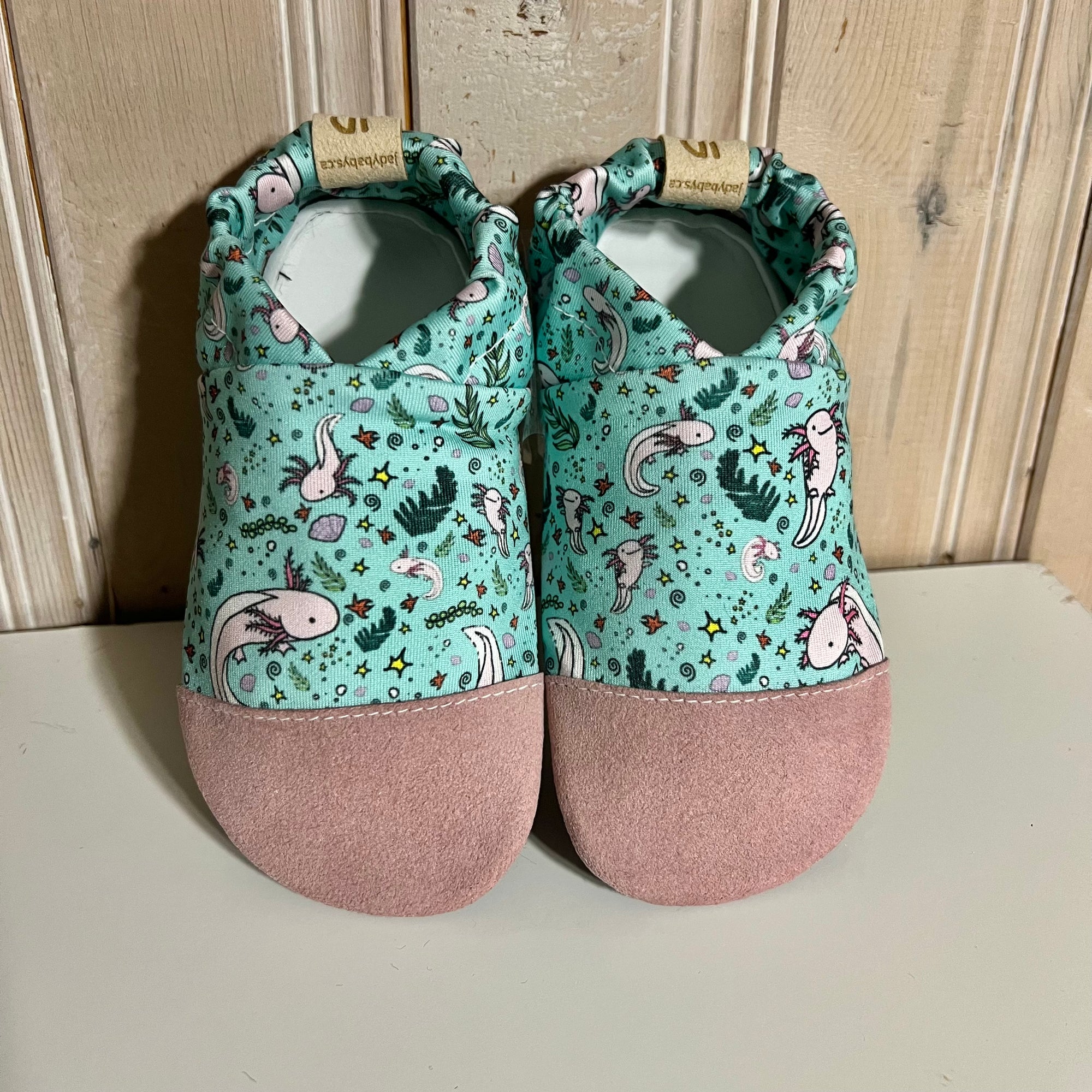Water shoes - Pink Axolotl
