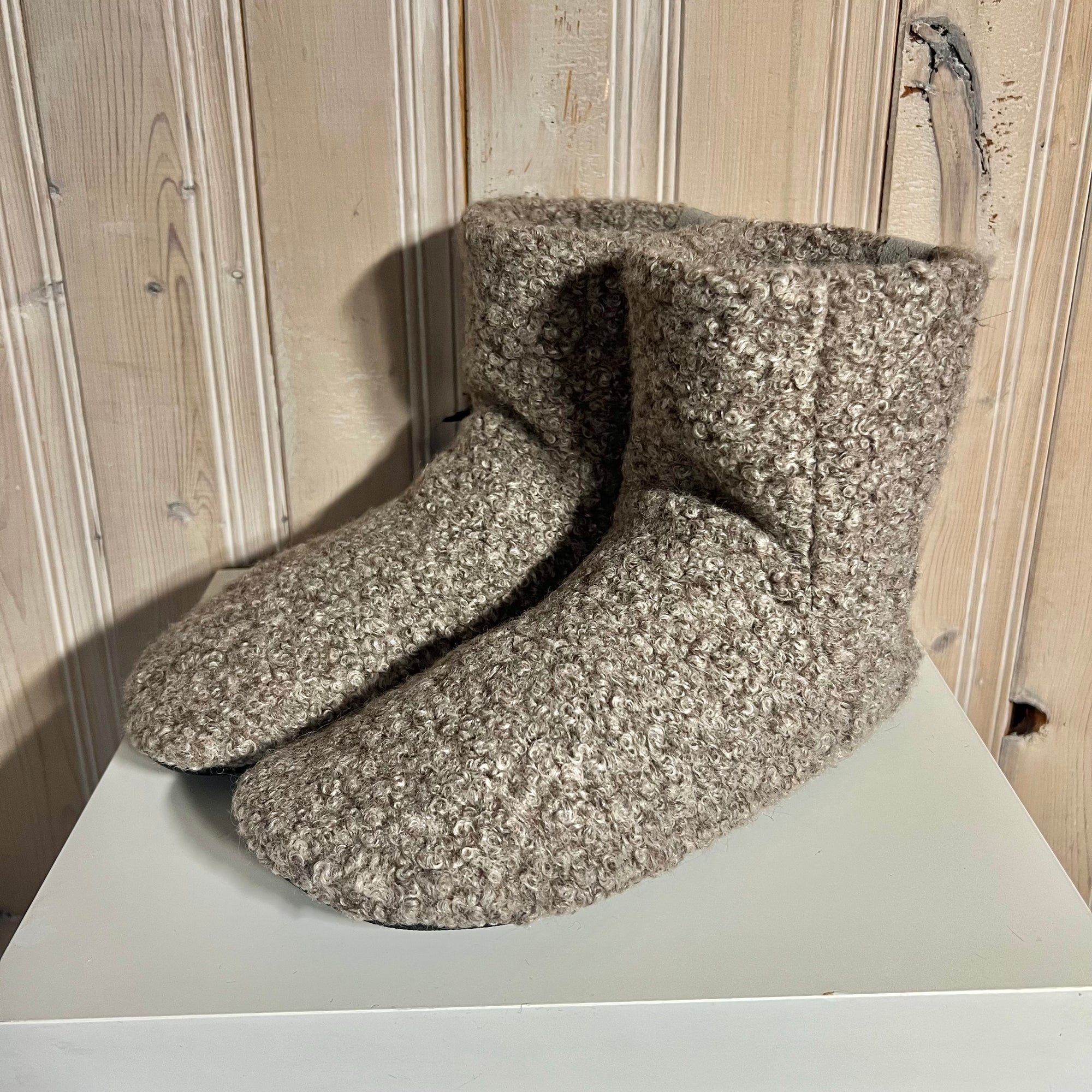JadyLadys wooly taupe boot