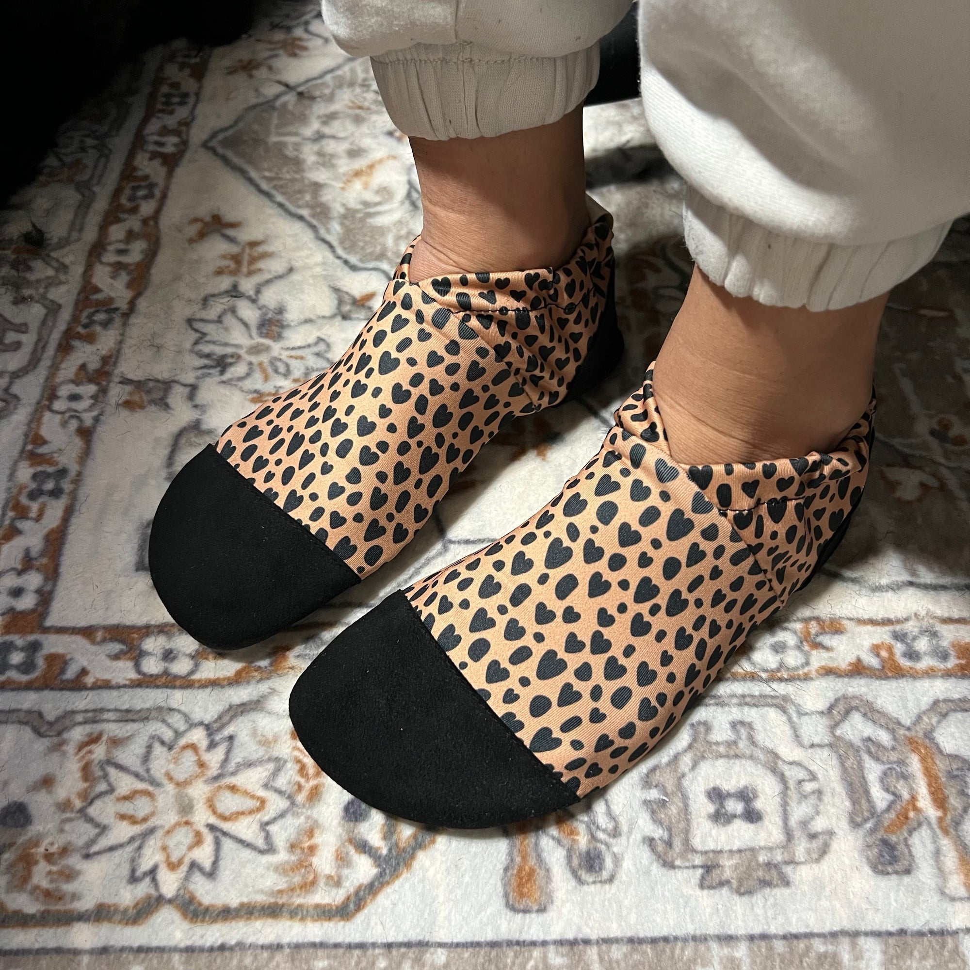 JadyLadys Water Shoes - Cheetah hearts