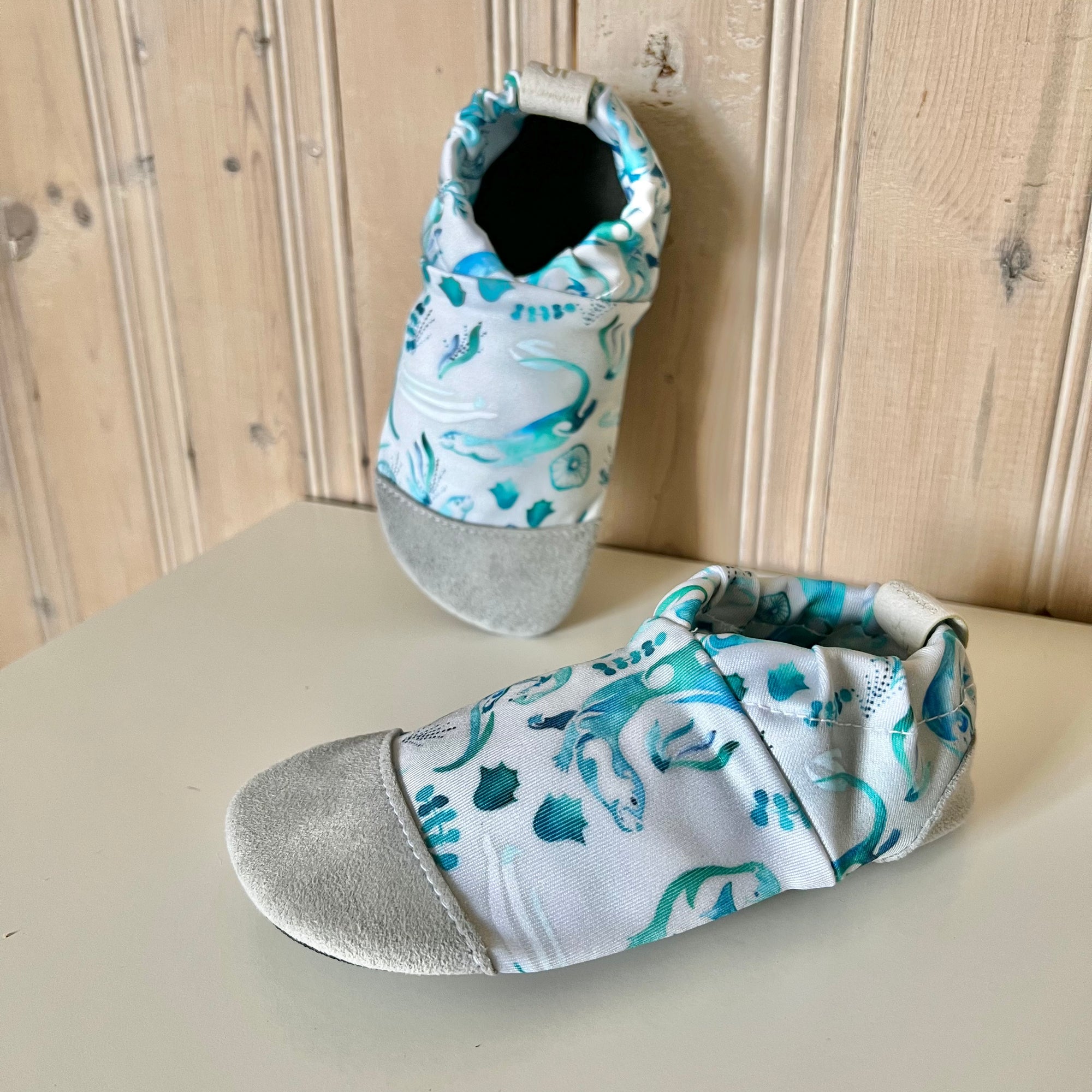 Water shoes - Otters
