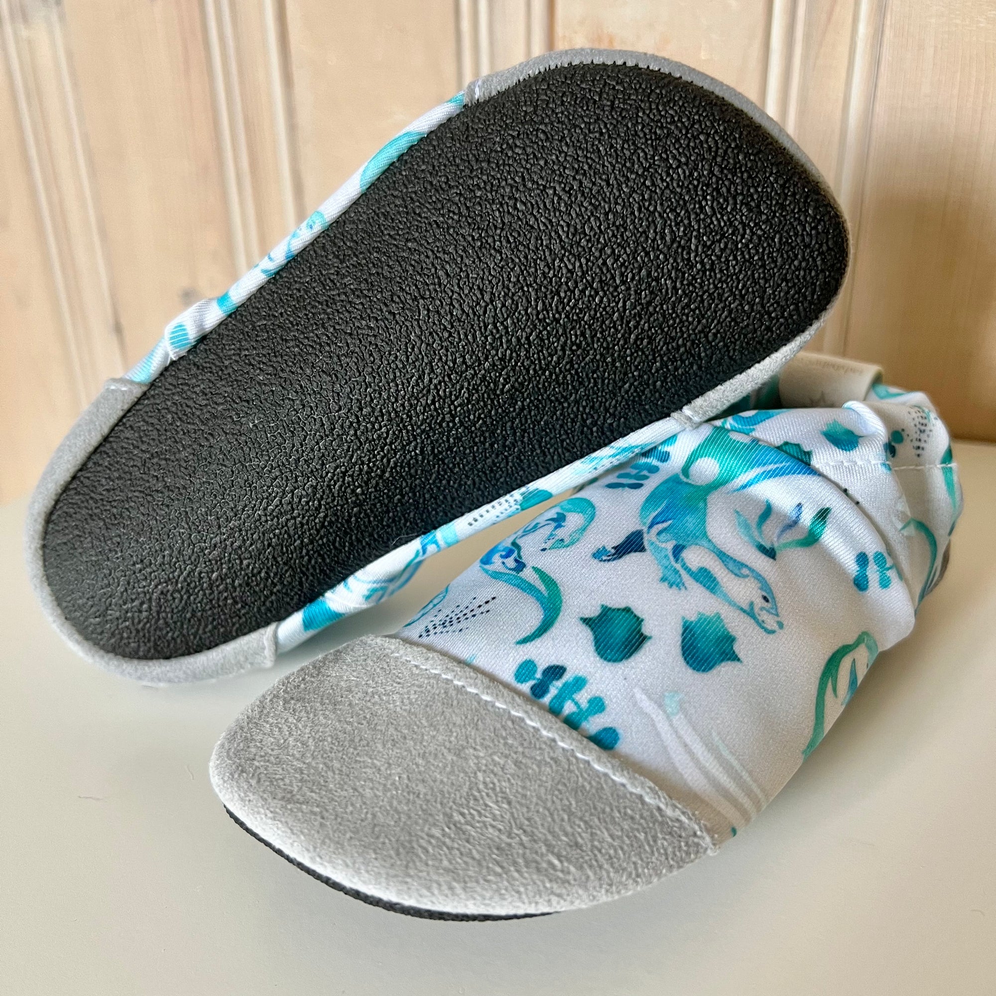 Water shoes - Otters