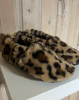 JadyLadys - Furry leopard slip on shoe