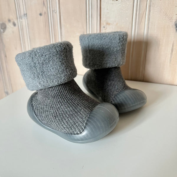 Sock Shoes - Blue & Tan – JadyBabys