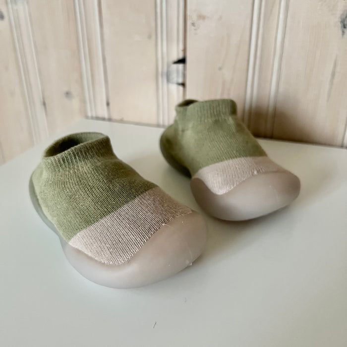 Sock Shoes - Olive & Oatmeal
