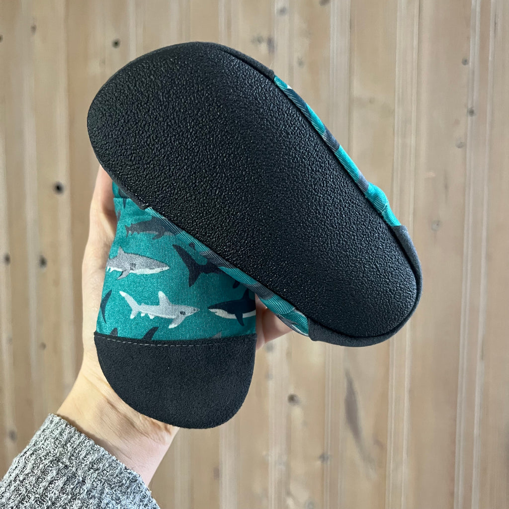 Water shoes - Shark - Ready to ship